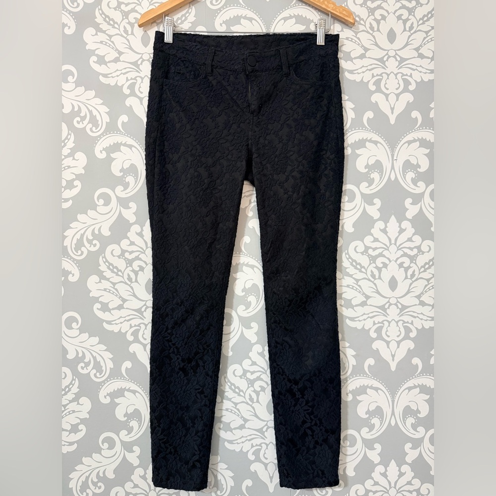 4/$25 • Lord & Taylor Design Lab Black Lace Jacquard Skinny Pants